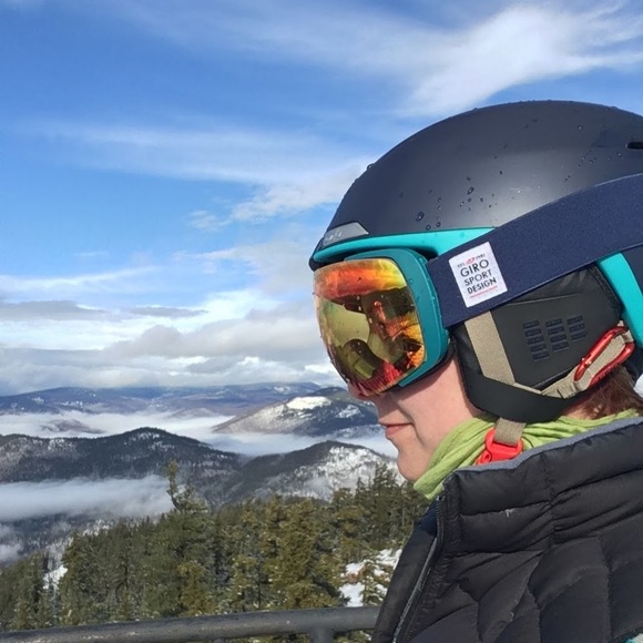 Meet your Posher, Christa - Picture 1 of 1